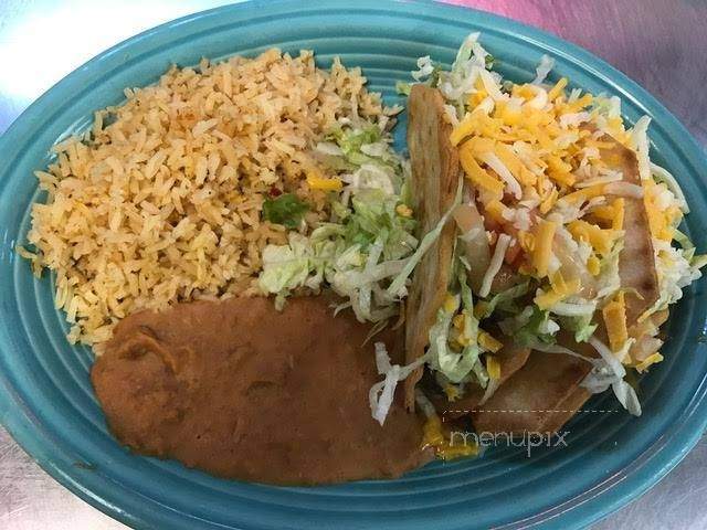 El Burrito Mexican Restaurant - Cleveland, TX